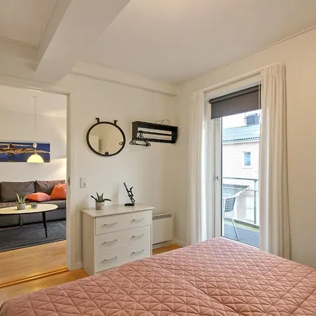 Gjuro - 50m From The Sea By Interhome Appartement